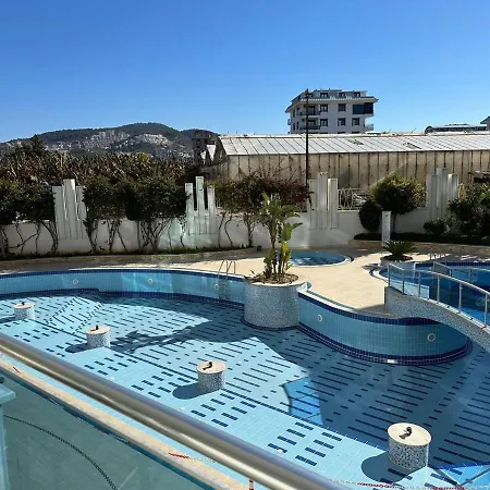 Yekta Plaza Apartament